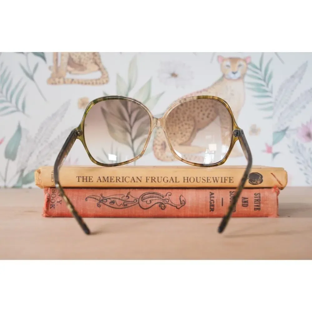 Vintage 1970s Sunglasses JACKIE Disco Retro USA Grandma Chic Beach Yacht